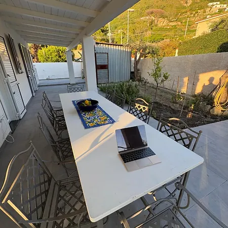 Relax Ischitana - Terrazza Con Giardino