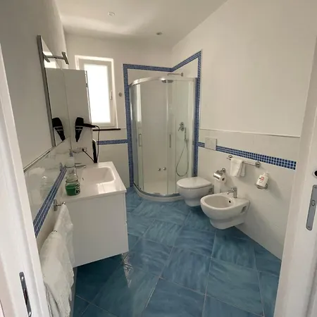 Ischitana - Terrazza Con Giardino Hébergement de vacances