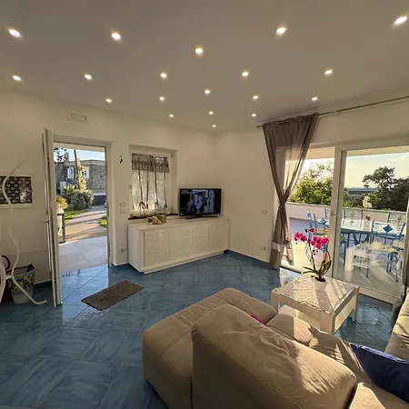 Hébergement de vacances Ischitana - Terrazza Con Giardino Forio di Ischia