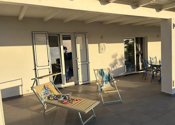Ischitana - Terrazza Con Giardino