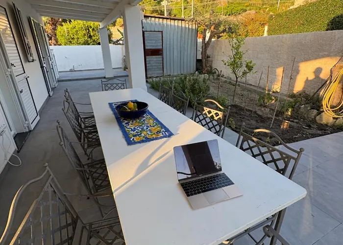 Ischitana - Terrazza Con Giardino